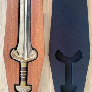 Authentic Éowyn Sword from The Lord of the Rings with Original Box from Weta Workshop